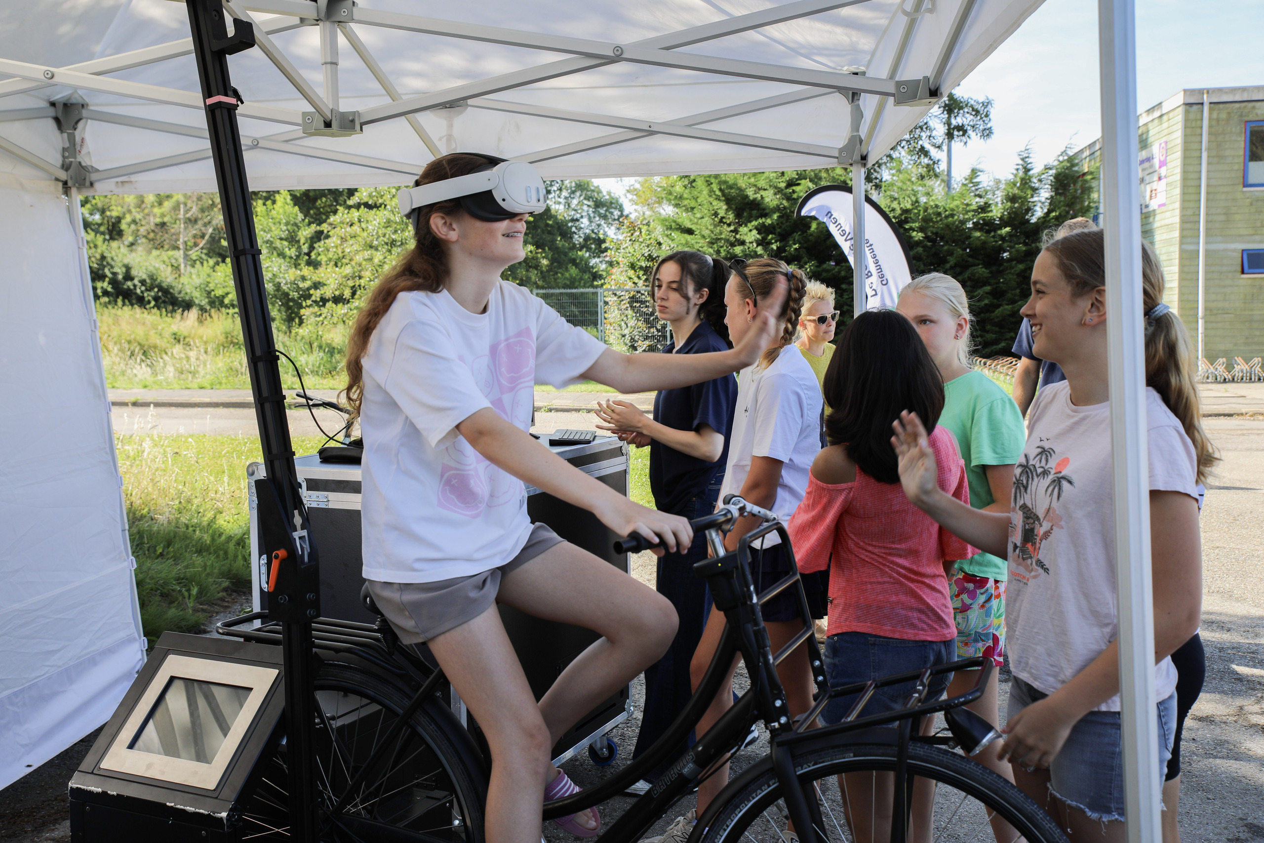 pbweek27_26060_E-bike simulator en fietsparcours brengt verkeersveiligheid tot leven voor leerlingen in De Ronde Venen-4